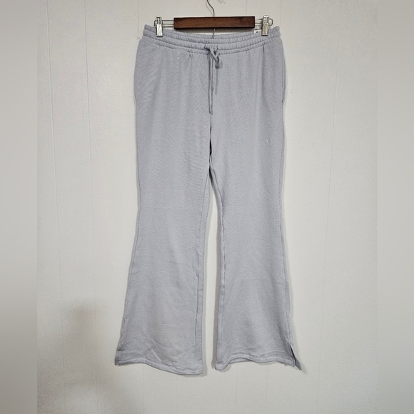 PINK Victoria's Secret Pants - NWT PINK IVY FLEECE FLARED SWEATPANTS